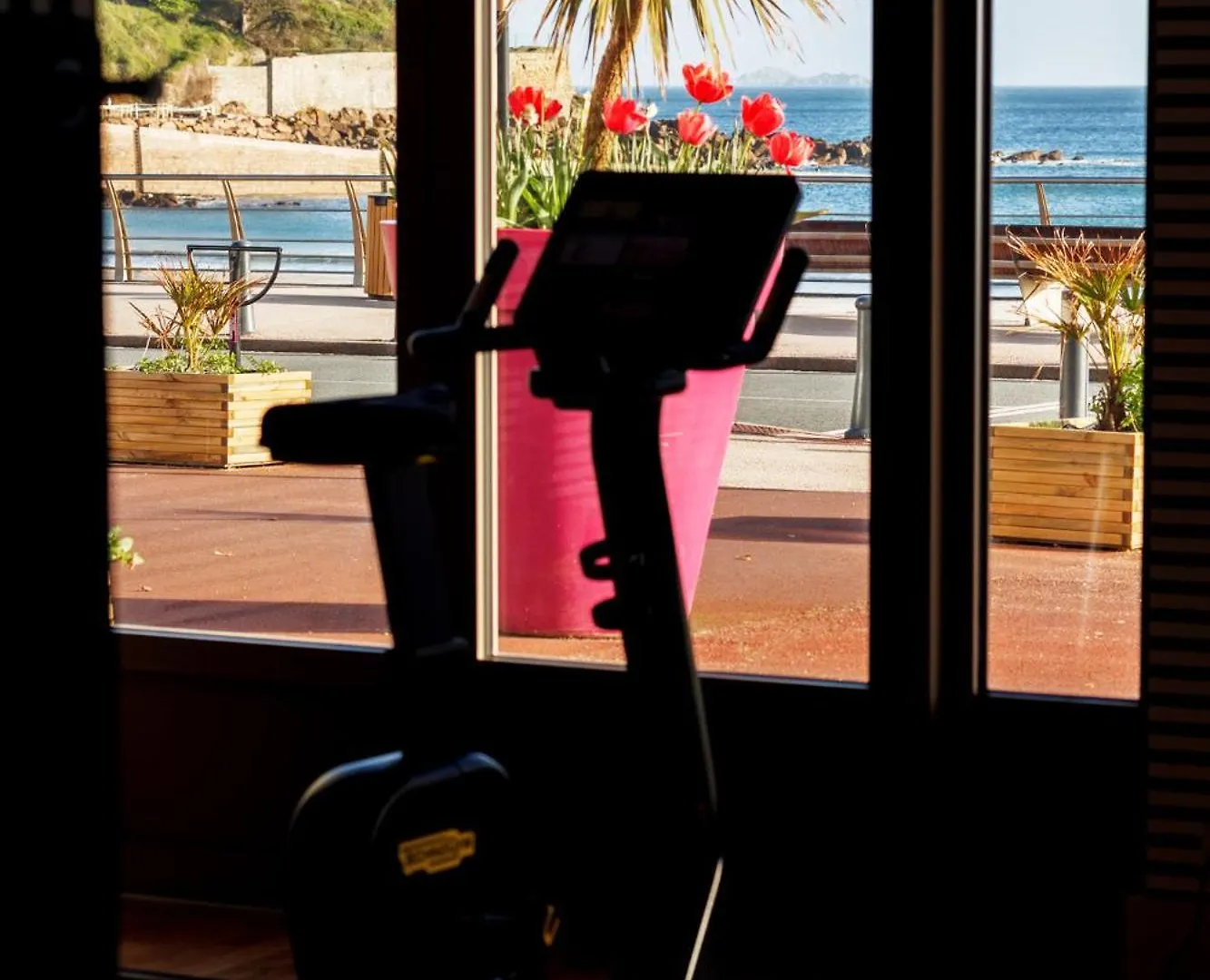 Grand Hotel Perros-Guirec 4*,  France