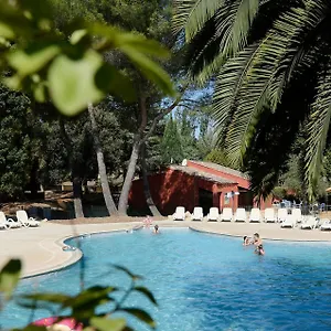 Résidence Odalys Le Village Camarguais Les Gardians 4*, Arles Francia