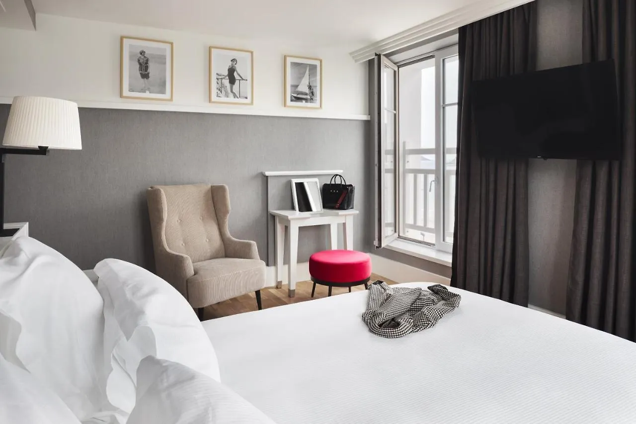 Grand Hotel Perros-Guirec Francia